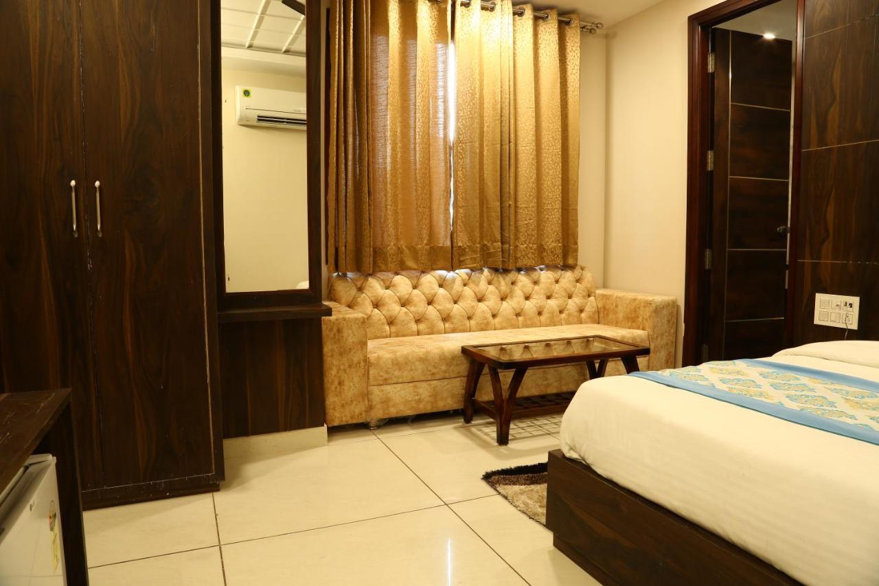 Hotel Kush Ganga - 50 Meter From Har Ki Pauri, ハリドワール エクステリア 写真