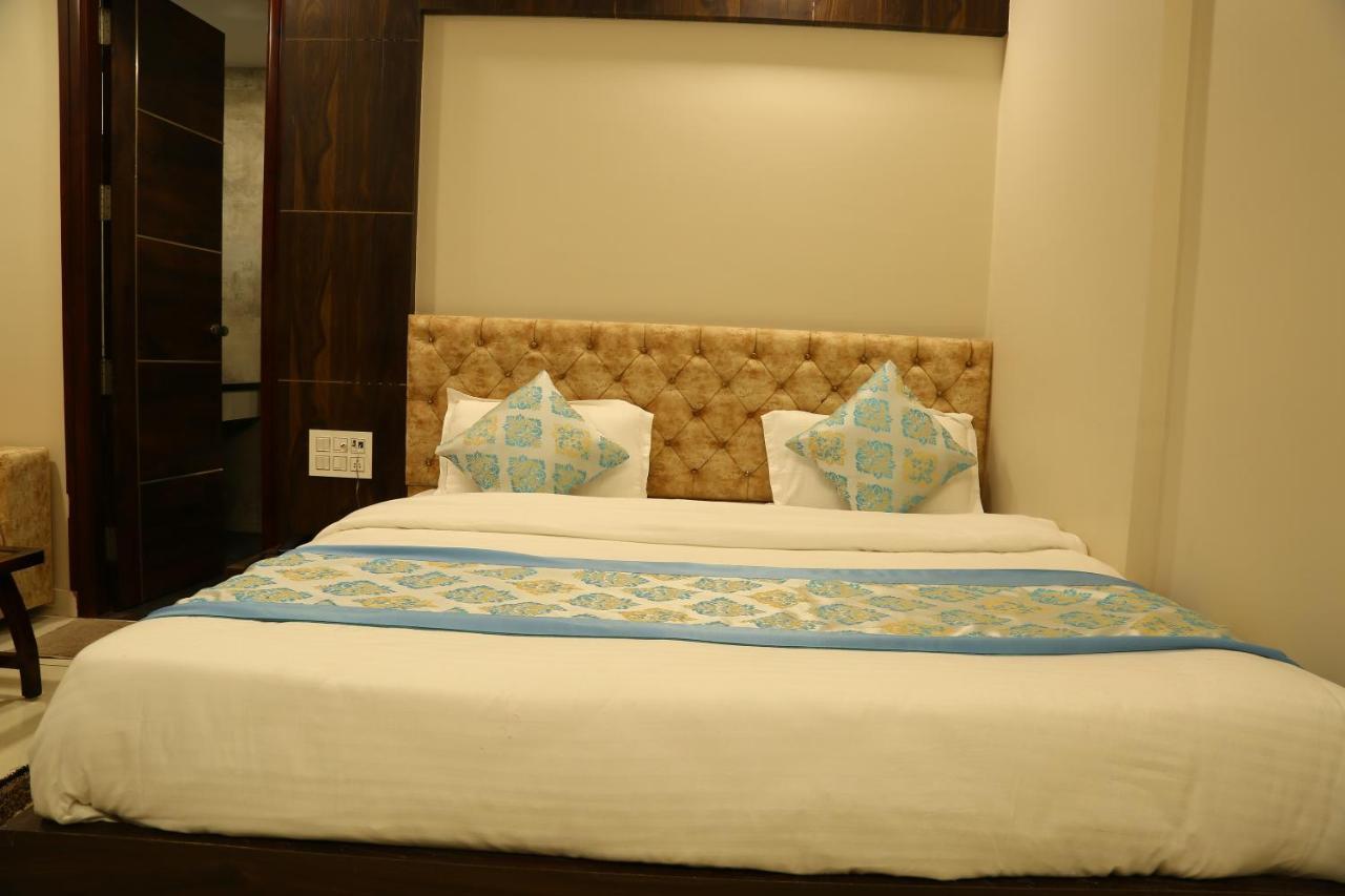 Hotel Kush Ganga - 50 Meter From Har Ki Pauri, ハリドワール エクステリア 写真